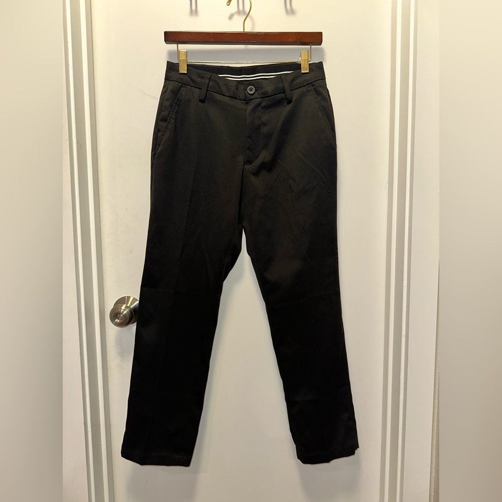 Amazon Essentials Men’s Golf Pants - 28W x 28L